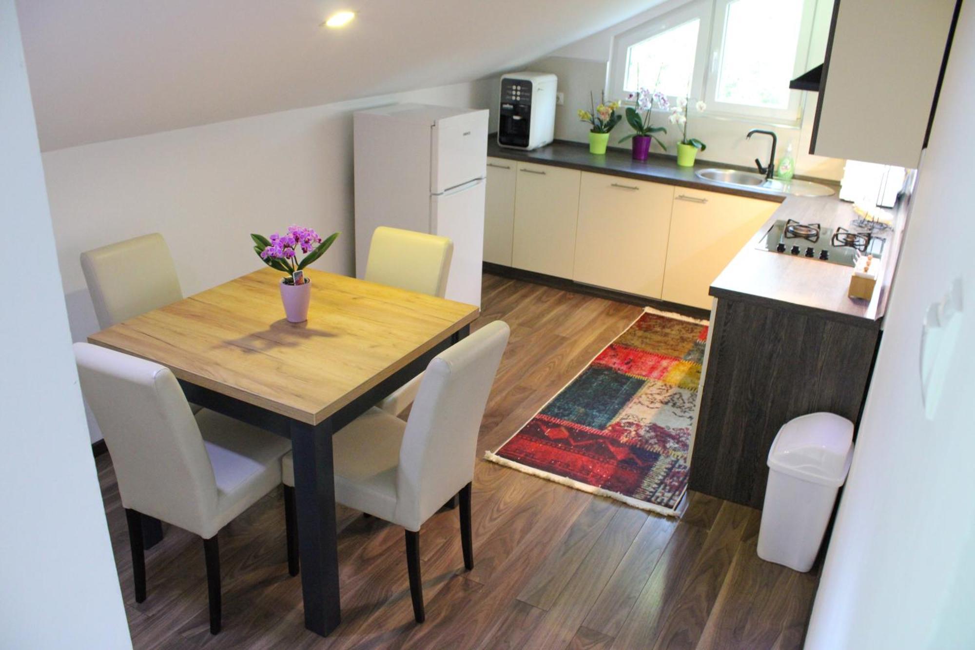 Apartman Nadja&Dani Kulen Vakuf Zewnętrze zdjęcie