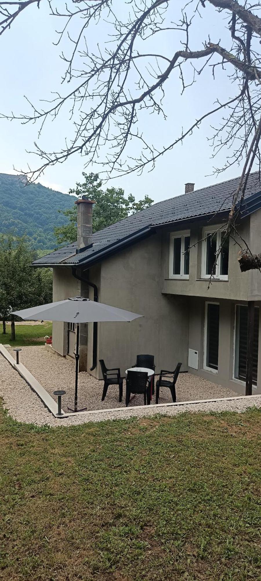Apartman Nadja&Dani Kulen Vakuf Zewnętrze zdjęcie